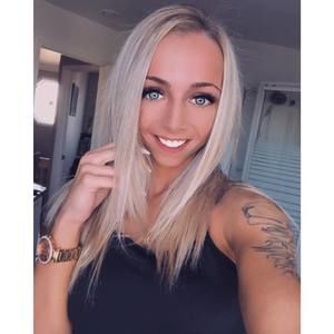 Meet your Posher, Manon